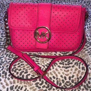 Small hot pink cross body